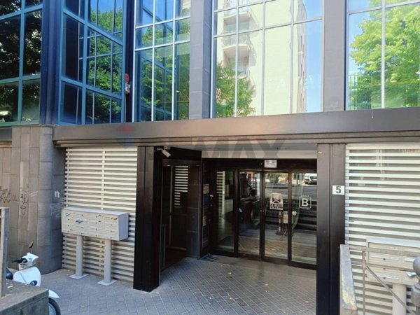 negozio in vendita a Foligno