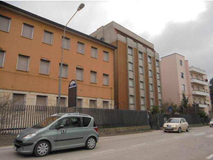 intera palazzina in vendita a Foligno