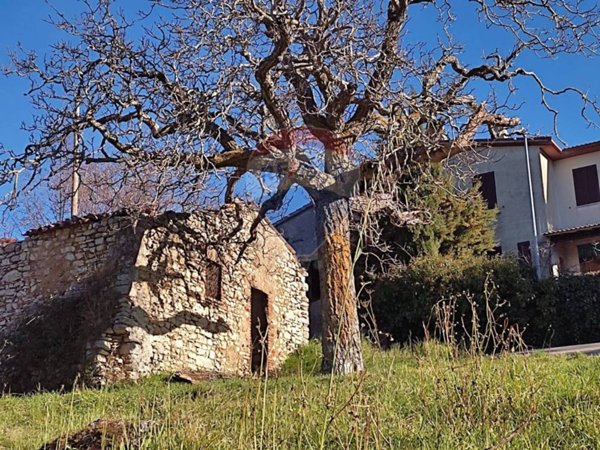 casale in vendita a Foligno