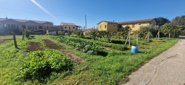 terreno agricolo in vendita a Foligno
