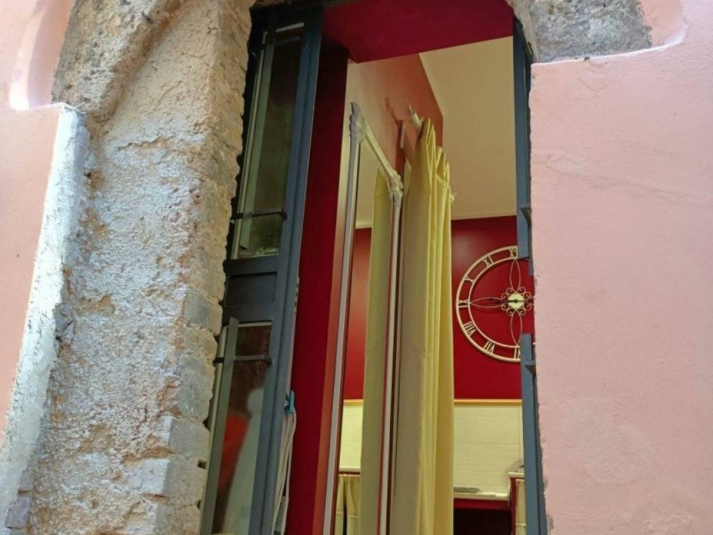 casa indipendente in vendita a Foligno