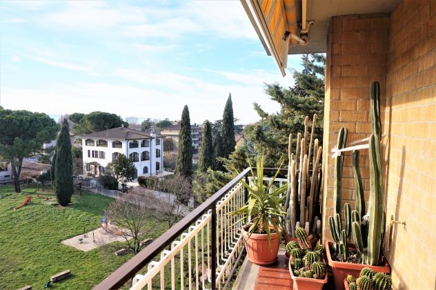 appartamento in vendita a Foligno in zona Camino