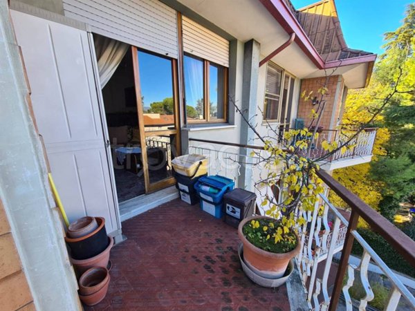 appartamento in vendita a Foligno in zona Camino