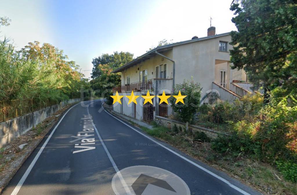 appartamento in vendita a Foligno in zona Vescia