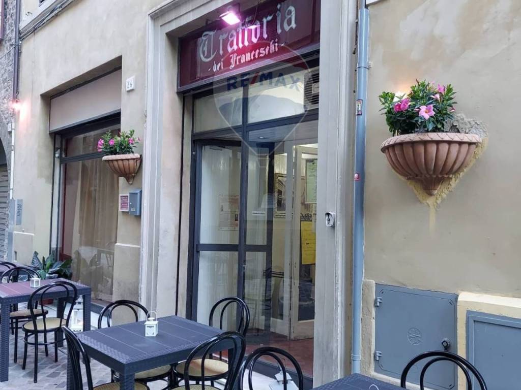 trivano in vendita a Foligno