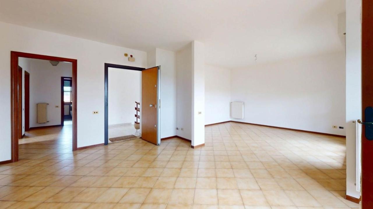 appartamento in vendita a Foligno in zona Camino