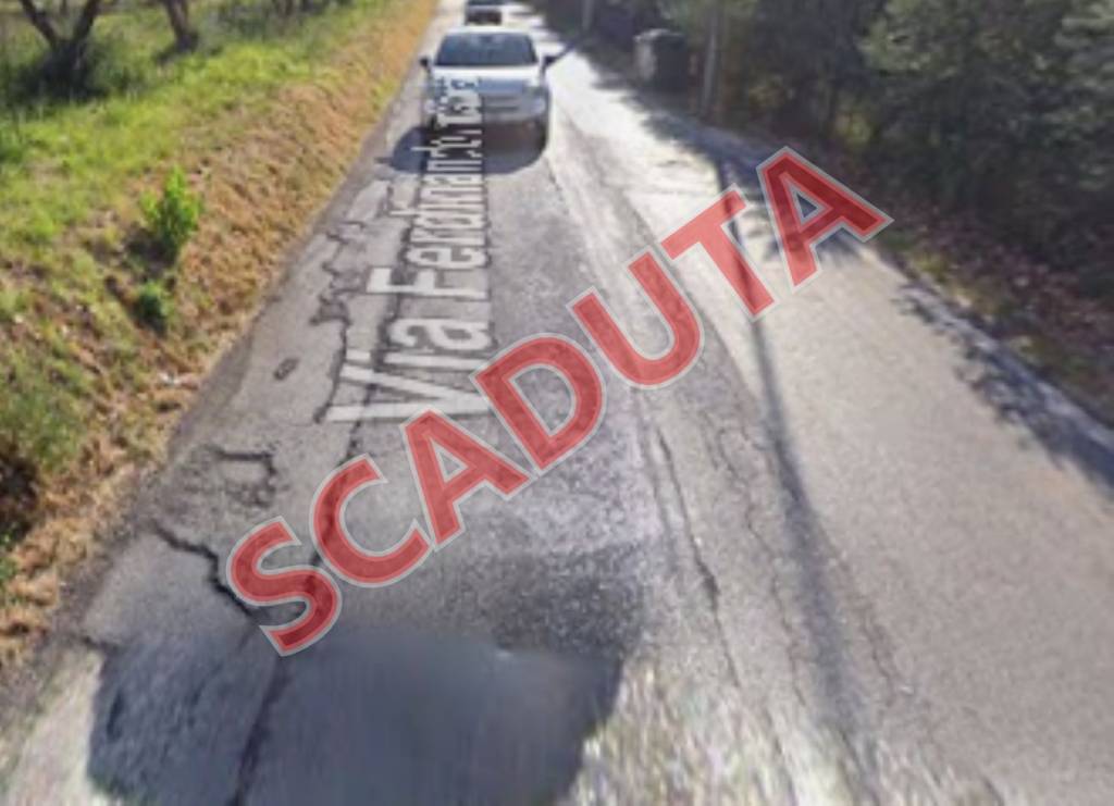 locale commerciale in vendita a Foligno in zona Scanzano