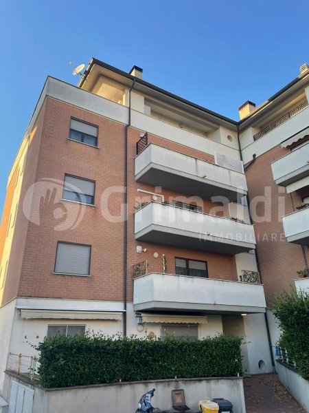 appartamento in vendita a Foligno in zona Sterpete