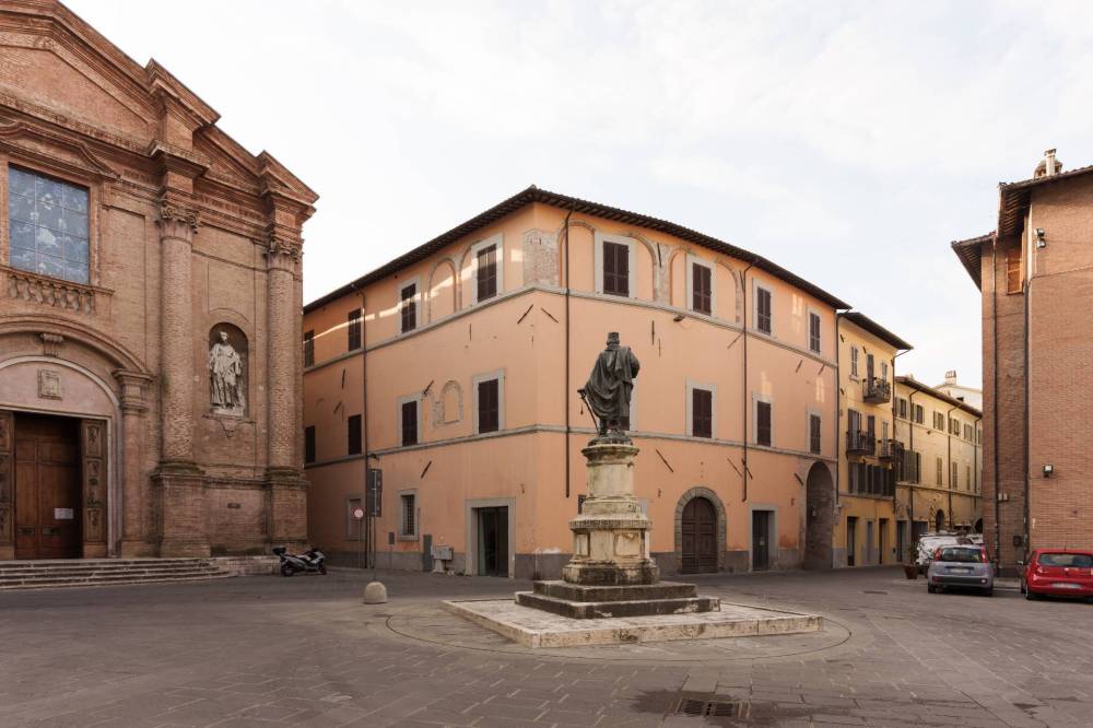 casa indipendente in vendita a Foligno