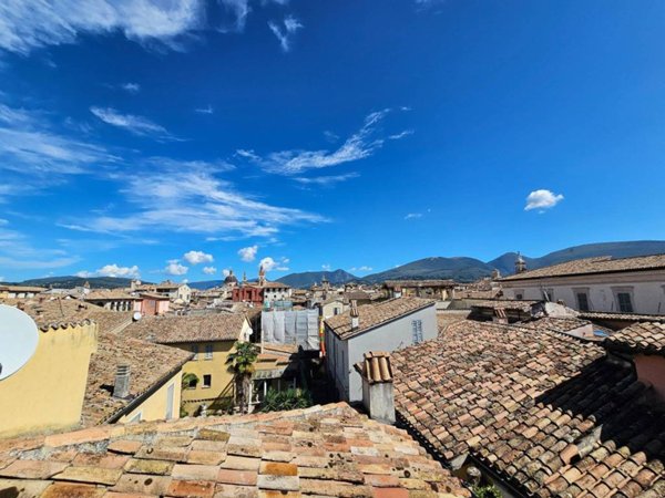 appartamento in vendita a Foligno