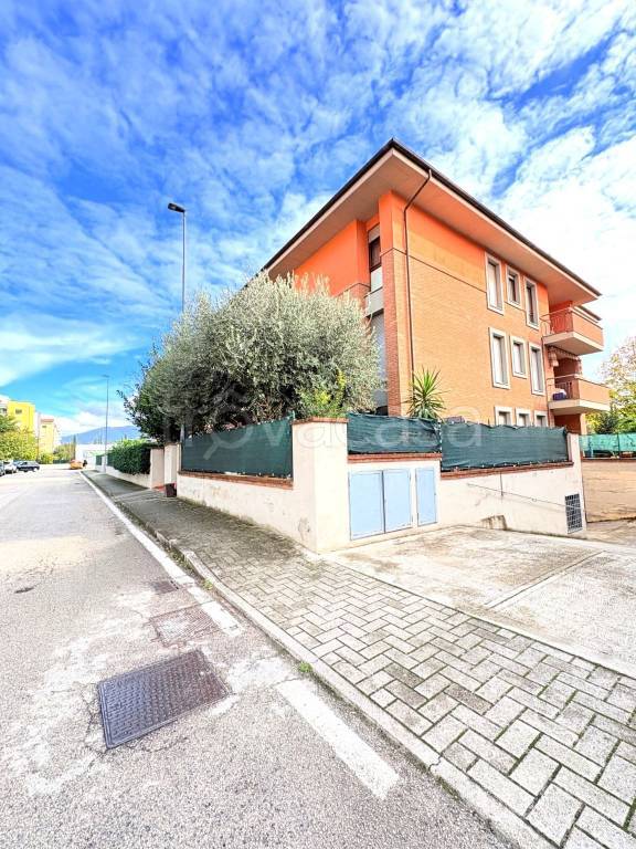 appartamento in vendita a Foligno