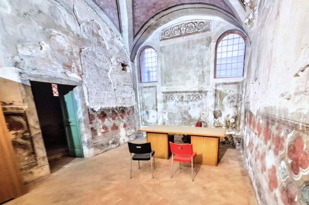 ufficio in vendita a Foligno