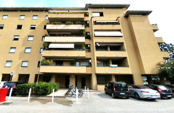 appartamento in vendita a Foligno in zona Camino