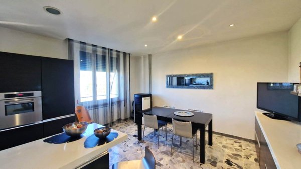 casa indipendente in vendita a Foligno in zona Camino