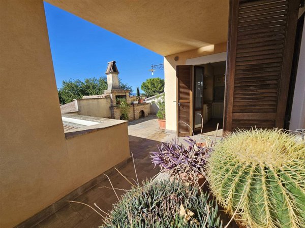 appartamento in vendita a Foligno in zona Sterpete