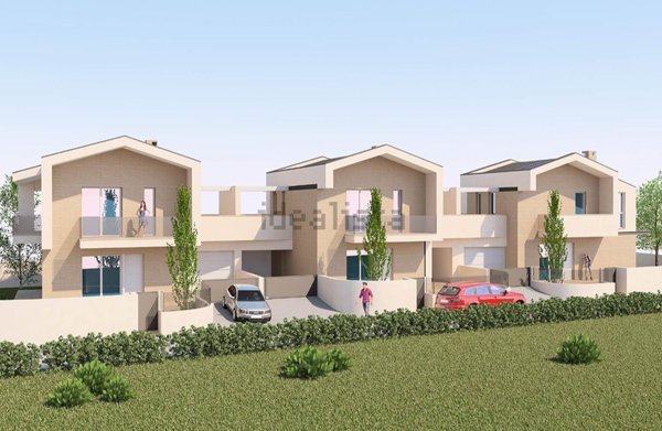 casa indipendente in vendita a Foligno