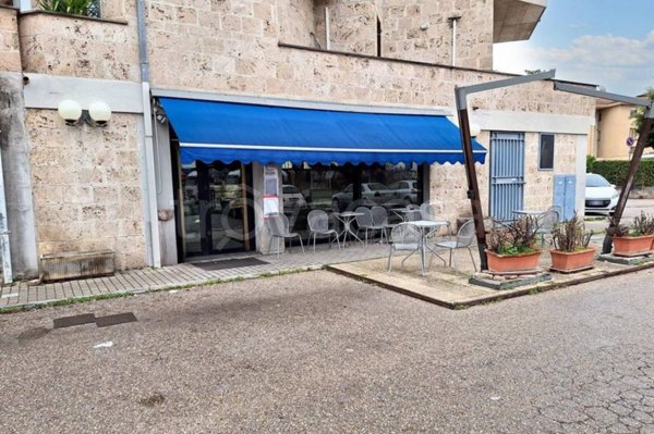 negozio in vendita a Foligno in zona Sant'Eraclio