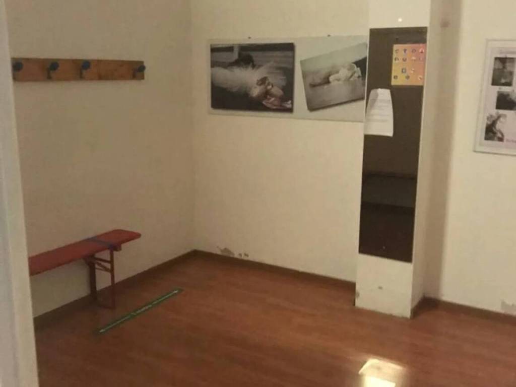 negozio in vendita a Foligno