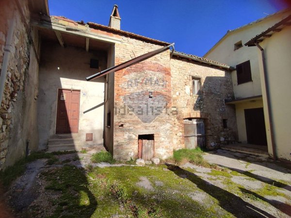 appartamento in vendita a Foligno