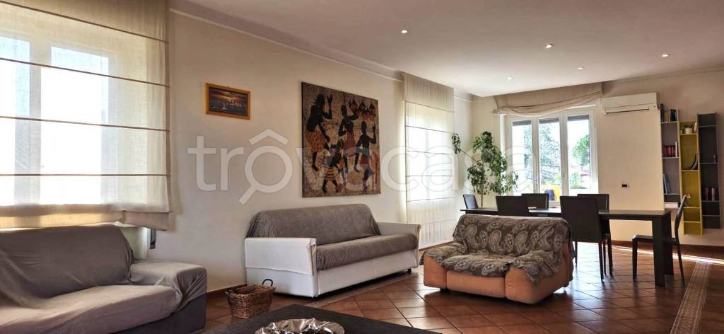 appartamento in vendita a Foligno in zona Camino