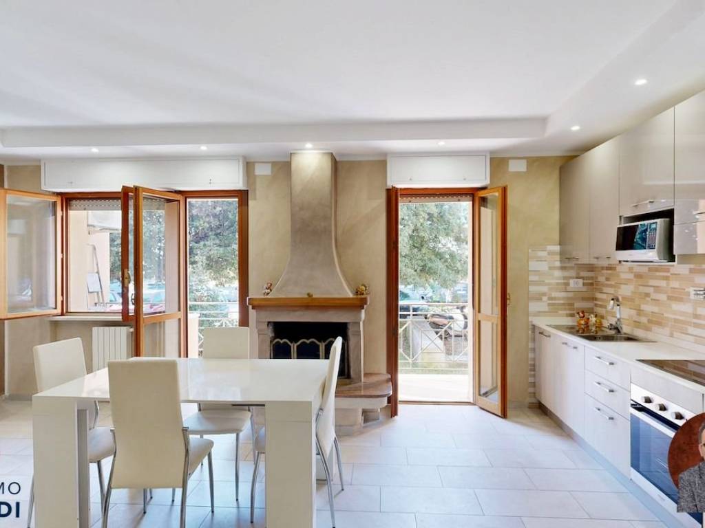 appartamento in vendita a Foligno in zona Sant'Eraclio