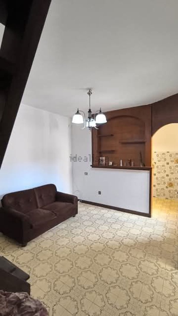 casa indipendente in vendita a Foligno in zona Camino