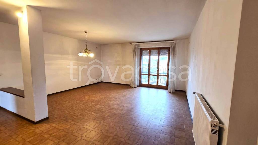 appartamento in vendita a Foligno in zona Camino