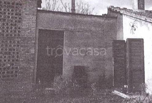 casa indipendente in vendita a Foligno in zona Budino