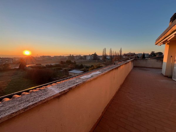 appartamento in vendita a Foligno in zona Camino