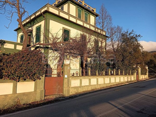 appartamento in vendita a Foligno in zona Uppello