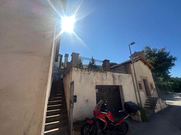 appartamento in vendita a Foligno in zona Fondi