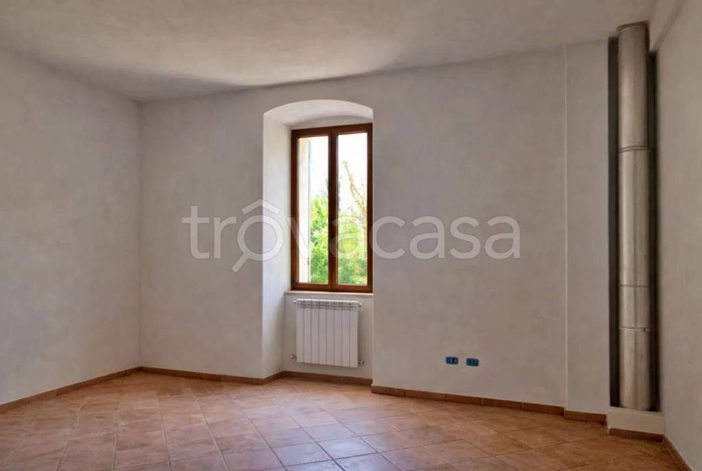 appartamento in vendita a Foligno in zona Rasiglia