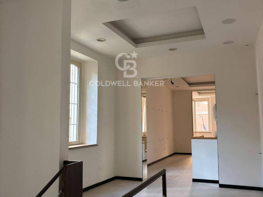 ufficio in vendita a Foligno