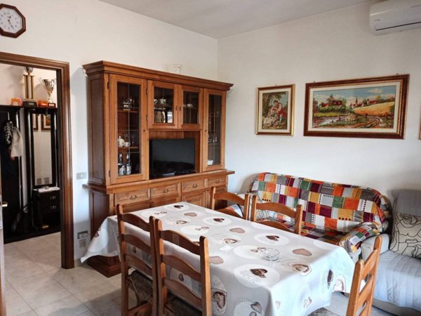 appartamento in vendita a Foligno in zona Paciana