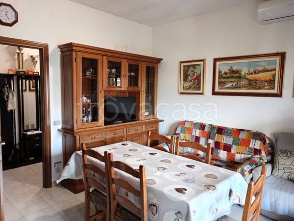 appartamento in vendita a Foligno in zona Camino