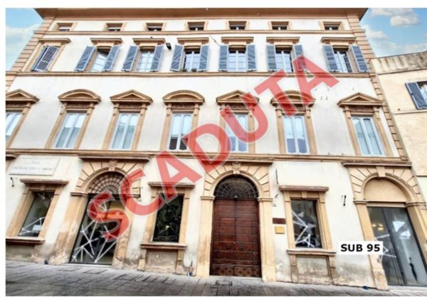 ufficio in vendita a Foligno