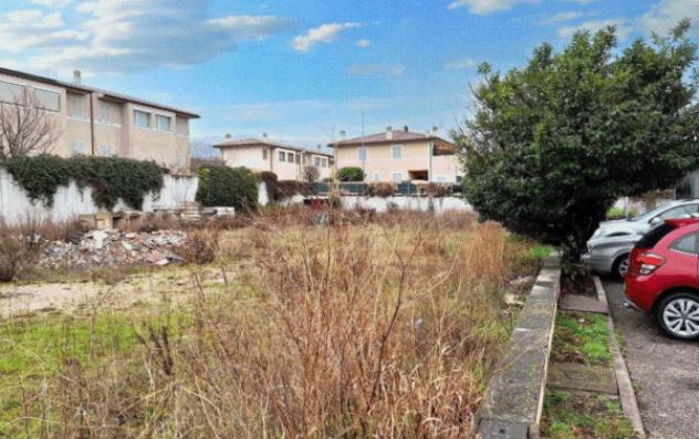 terreno edificabile in vendita a Foligno