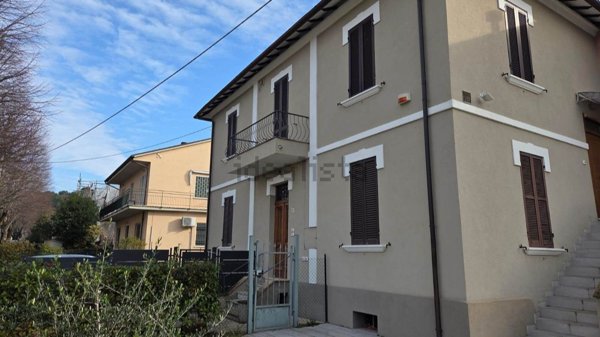 appartamento in vendita a Foligno in zona Belfiore