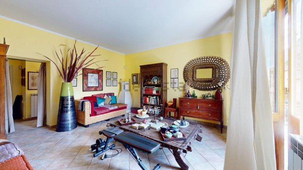 casa indipendente in vendita a Foligno in zona Belfiore