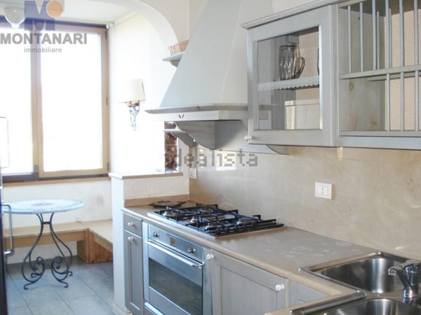 appartamento in vendita a Foligno in zona Camino