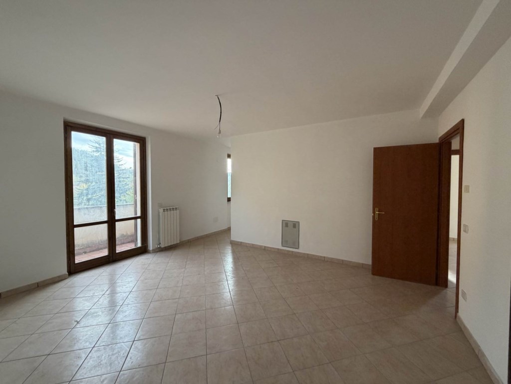 appartamento in vendita a Foligno in zona Colfiorito