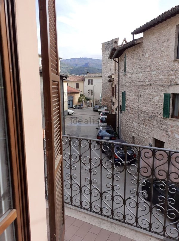 appartamento in vendita a Foligno in zona Fondi