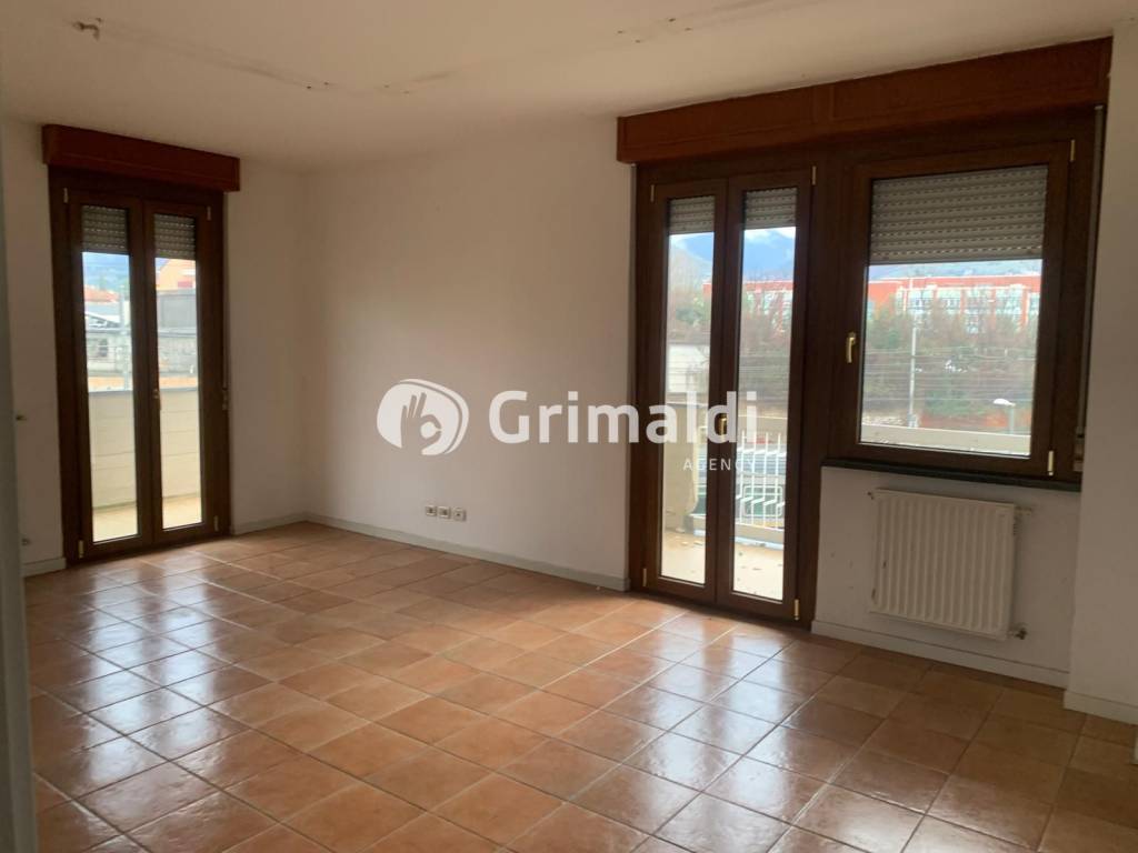 ufficio in vendita a Foligno