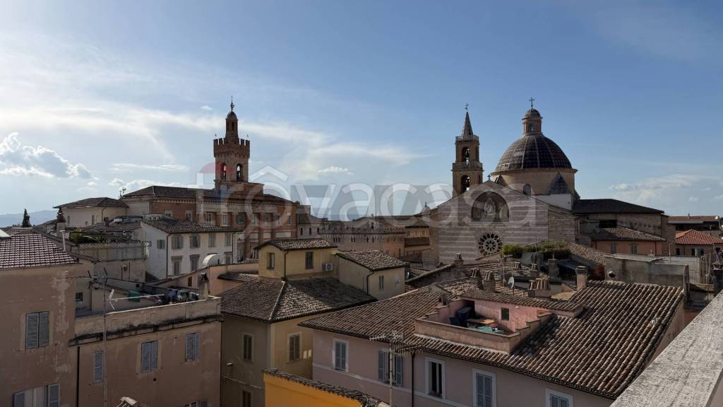 appartamento in vendita a Foligno in zona Camino
