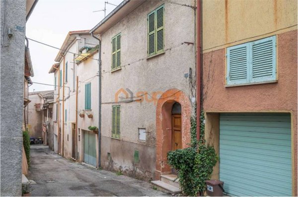 appartamento in vendita a Foligno in zona Sant'Eraclio