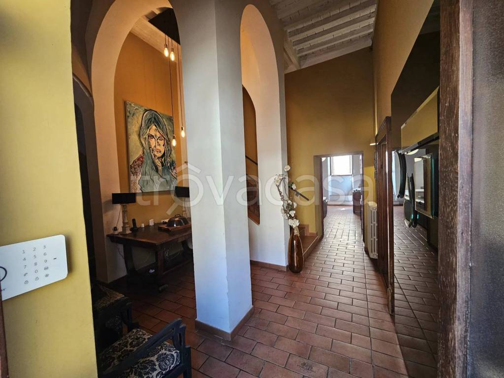 casa indipendente in vendita a Foligno in zona Pale