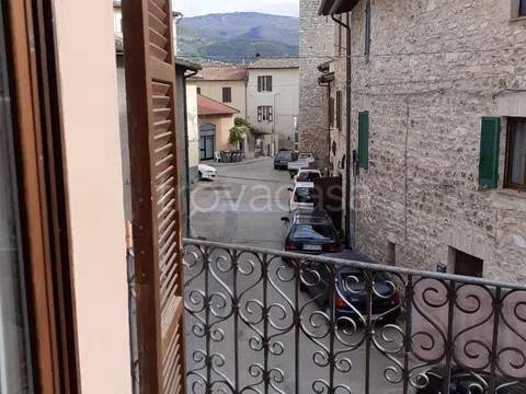 appartamento in vendita a Foligno in zona Camino