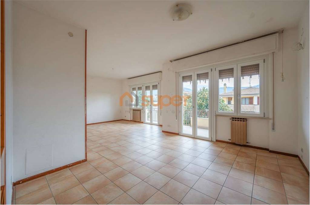 appartamento in vendita a Foligno in zona Camino