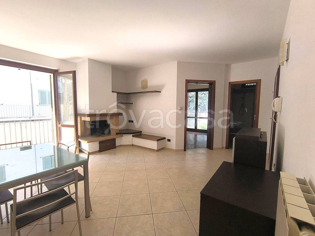 appartamento in vendita a Foligno in zona Camino