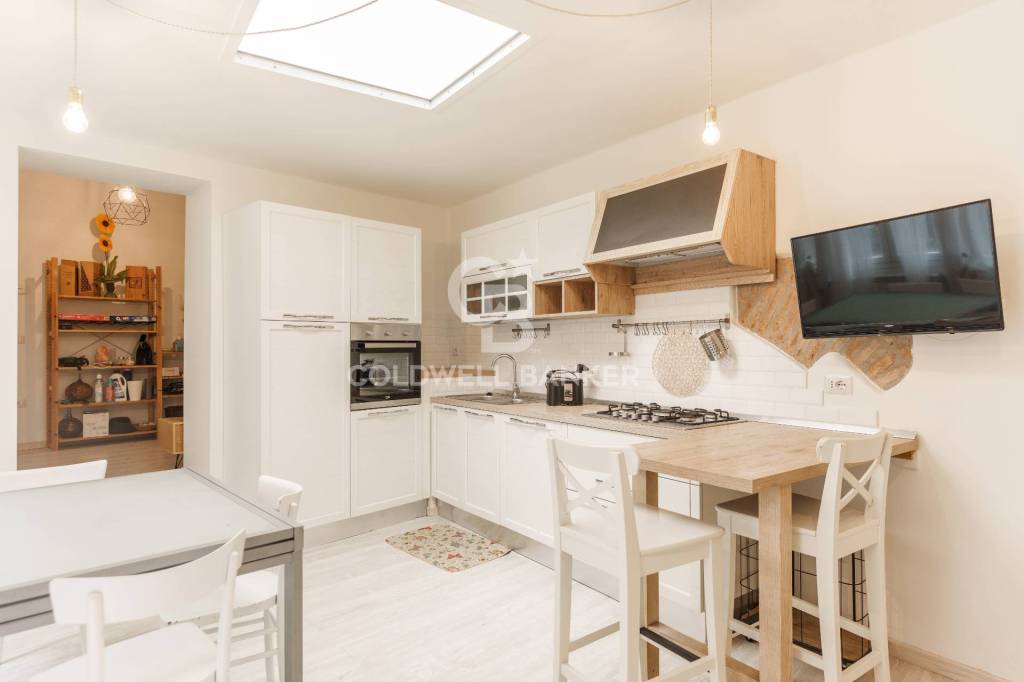 casa indipendente in vendita a Foligno